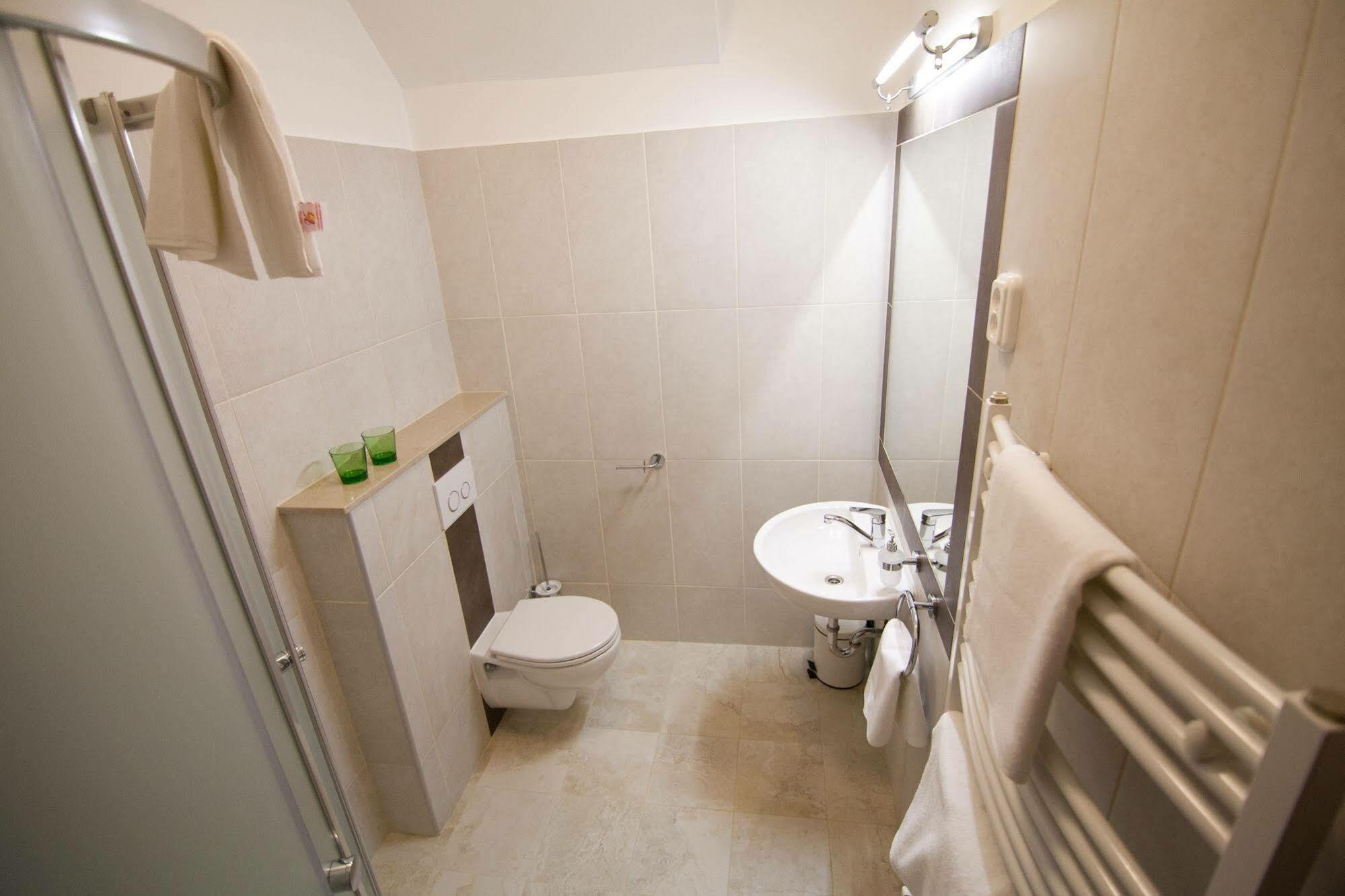 Sasone Rooms Budapest Ngoại thất bức ảnh